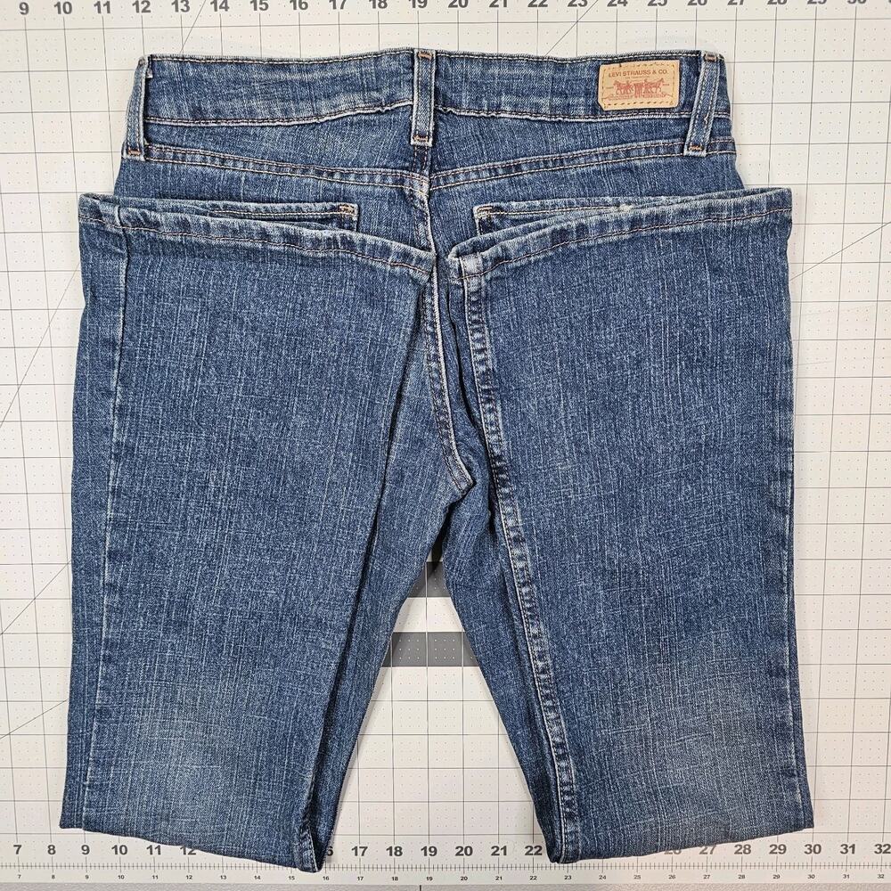 Vintage Levis 518 Jeans Womens 5 Short 30x30 SuperLow Bootcut Flare Stretch Y2K - Picture 11 of 16